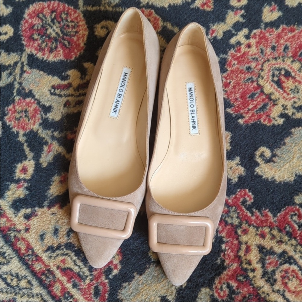 Manolo Blahnik taupe suede buckle flats sz 38.5